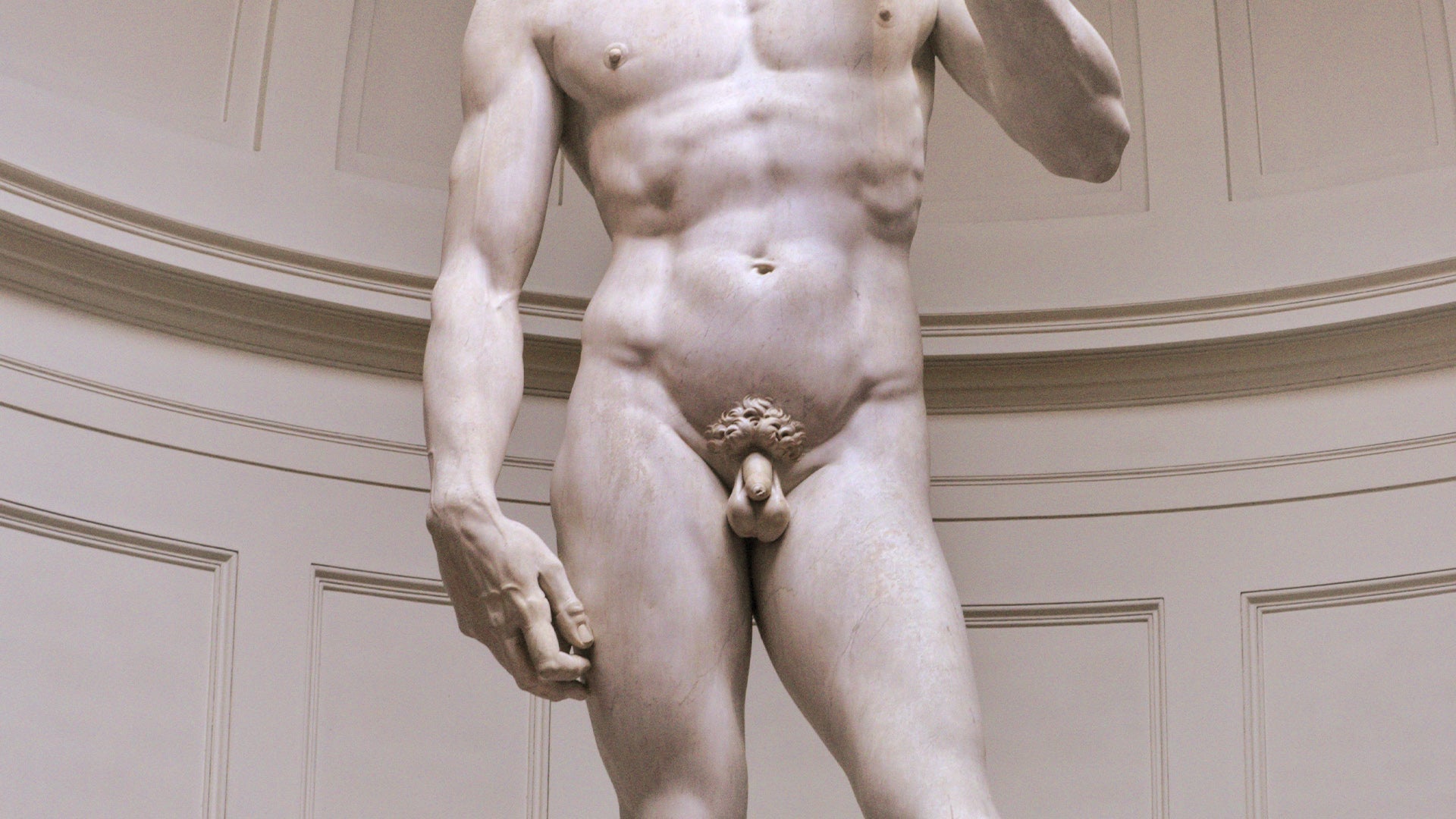 Sculpture d'un homme nu